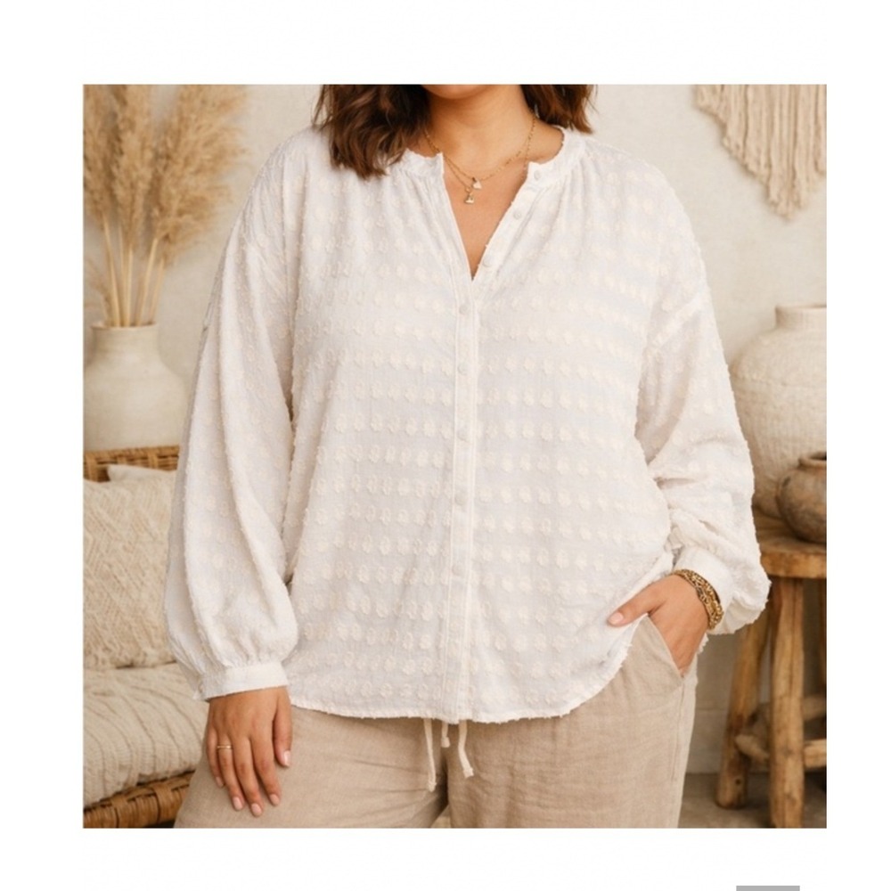 Anthropologie Pilcro Textured Button Down Blouse Cream Cotton Clip Dot Small NWT